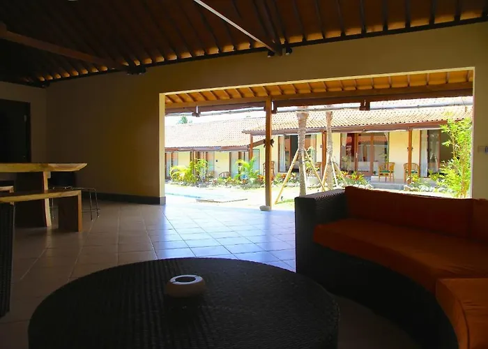 Casa de hóspedes Mote Surfstay 3*